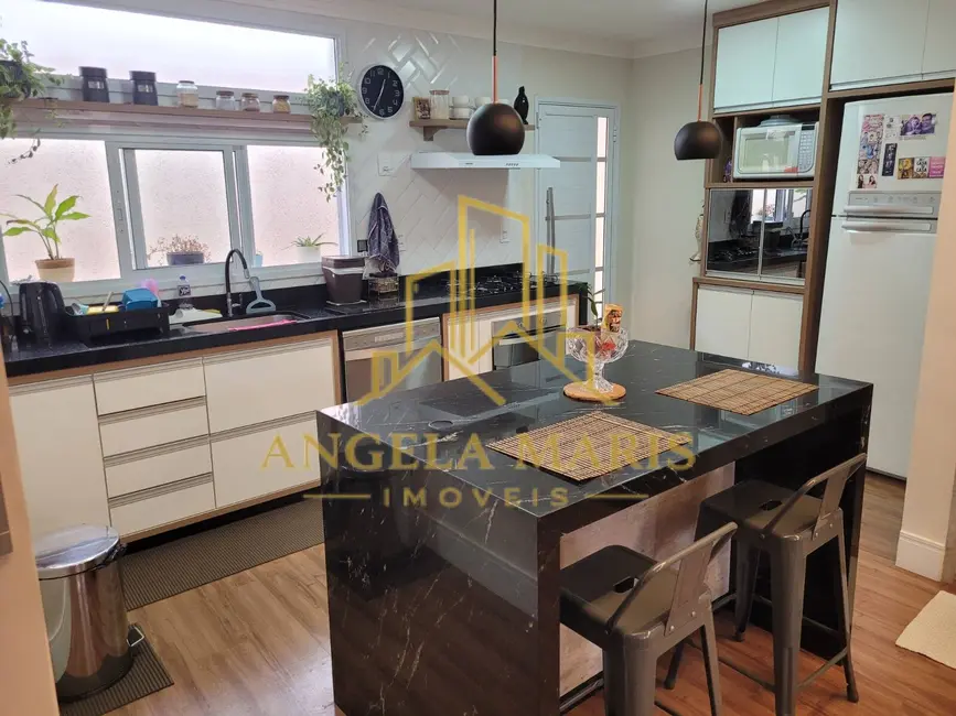 Foto 2 de Apartamento com 3 quartos à venda, 130m2 em Sao Jose Dos Campos - SP