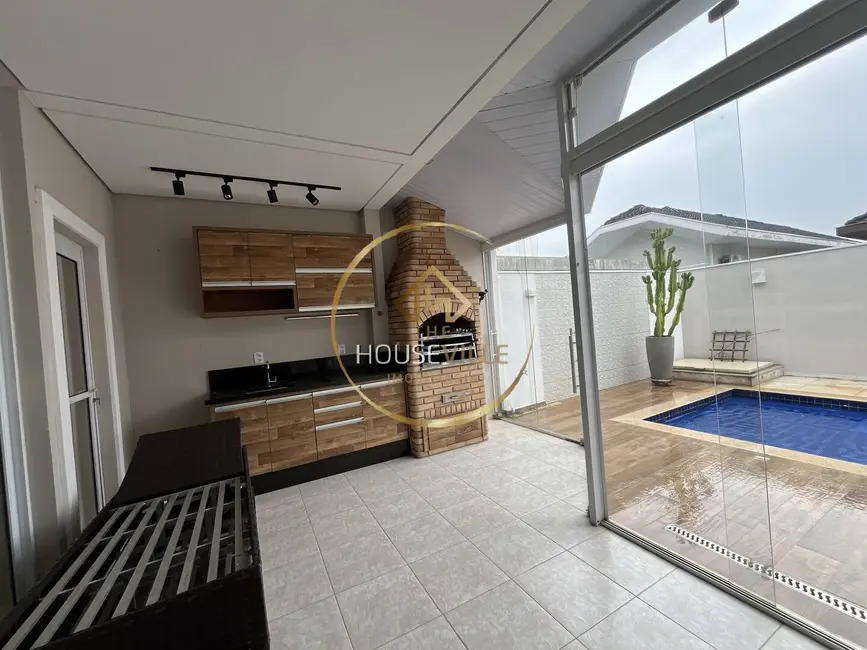 Foto 3 de Casa de Condomínio com 3 quartos para alugar, 200m2 em Sao Jose Dos Campos - SP