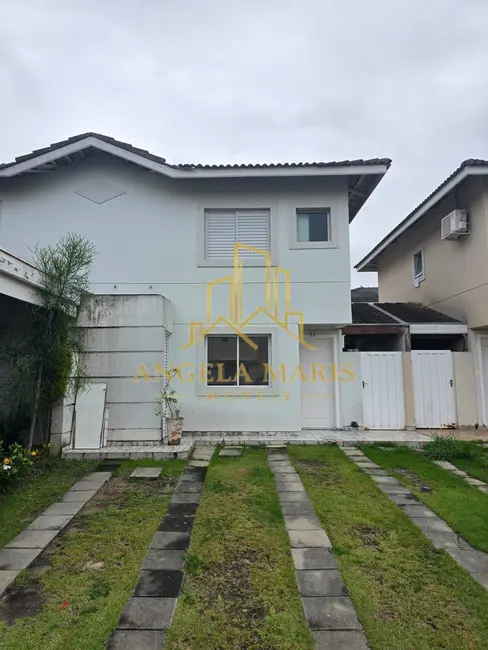 Foto 1 de Casa de Condomínio com 3 quartos para alugar, 140m2 em Loteamento Villa Branca, Jacarei - SP