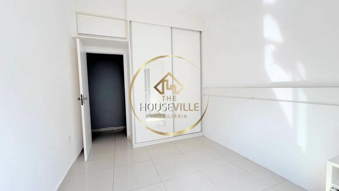 Foto 6 de Casa com 3 quartos à venda, 143m2 em Loteamento Villa Branca, Jacarei - SP