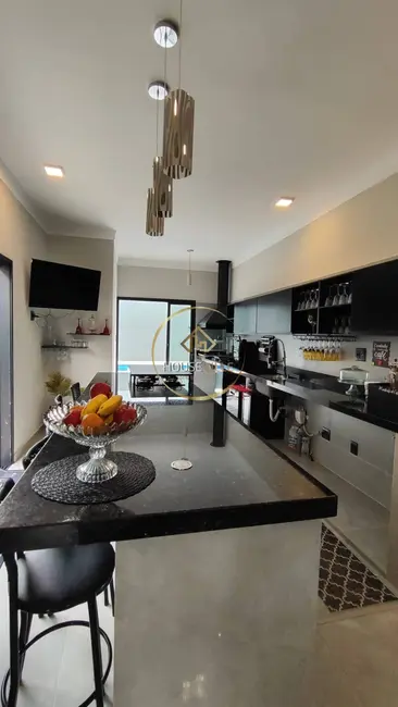 Foto 3 de Casa de Condomínio com 3 quartos à venda, 125m2 em Cacapava - SP