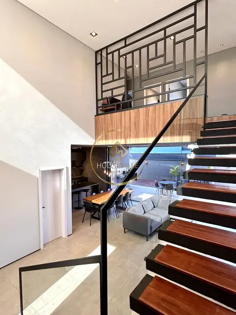 Casa de Condomínio com 3 quartos à venda, 216m2 em Sao Jose Dos Campos - SP - imagem 7 Foto 7 de Casa de Condomínio com 3 quartos à venda, 216m2 em Sao Jose Dos Campos - SP