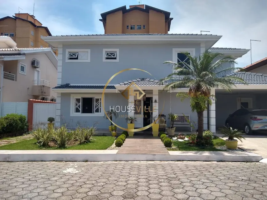 Casa de Condomínio com 5 quartos à venda e para alugar, 300m2 em Jardim Santa Maria, Jacarei - SP - imagem 2 Foto 2 de Casa de Condomínio com 5 quartos à venda e para alugar, 300m2 em Jardim Santa Maria, Jacarei - SP