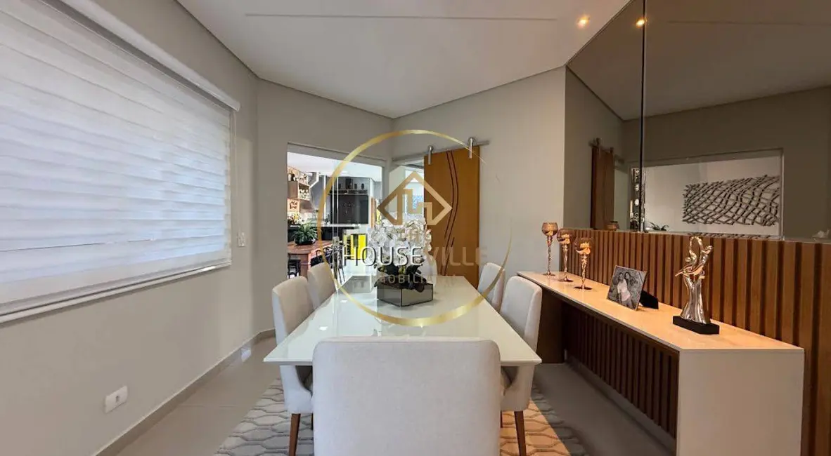 Casa à venda e para alugar em Sao Jose Dos Campos - SP - imagem 9 Foto 9 de Casa à venda e para alugar em Sao Jose Dos Campos - SP