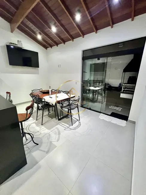 Foto 6 de Casa de Condomínio com 2 quartos à venda, 88m2 em Sao Jose Dos Campos - SP