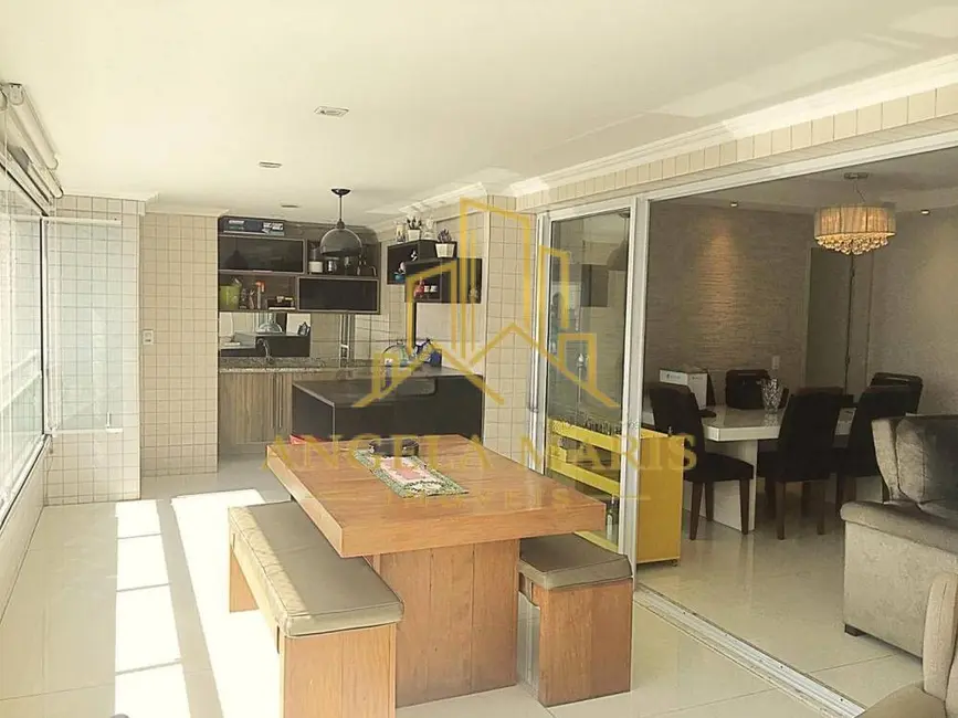Apartamento com 4 quartos à venda, 182m2 em Sao Jose Dos Campos - SP - imagem 2 Foto 2 de Apartamento com 4 quartos à venda, 182m2 em Sao Jose Dos Campos - SP