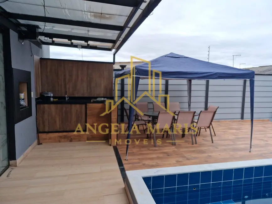 Foto 5 de Casa de Condomínio com 4 quartos à venda, 250m2 em Jardim Jacinto, Jacarei - SP