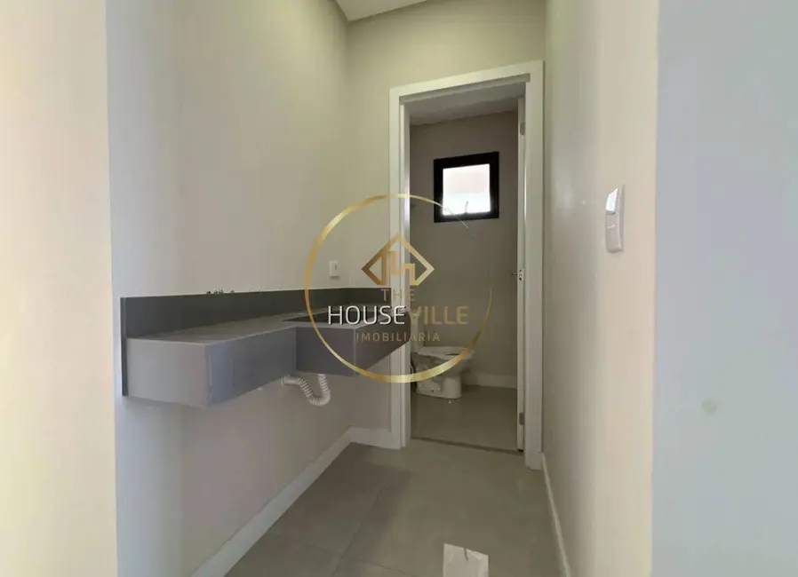 Foto 8 de Casa de Condomínio com 3 quartos à venda, 158m2 em Cacapava - SP