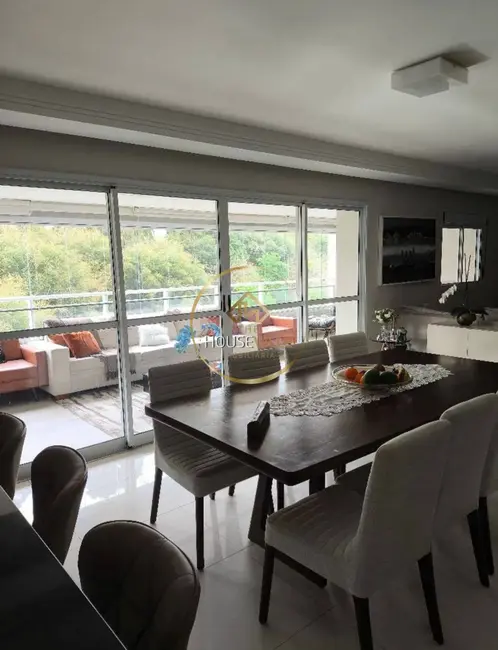 Foto 2 de Apartamento com 3 quartos à venda, 182m2 em Sao Jose Dos Campos - SP