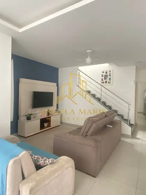 Casa com 3 quartos à venda, 110m2 em Sao Jose Dos Campos - SP - imagem 2 Foto 2 de Casa com 3 quartos à venda, 110m2 em Sao Jose Dos Campos - SP