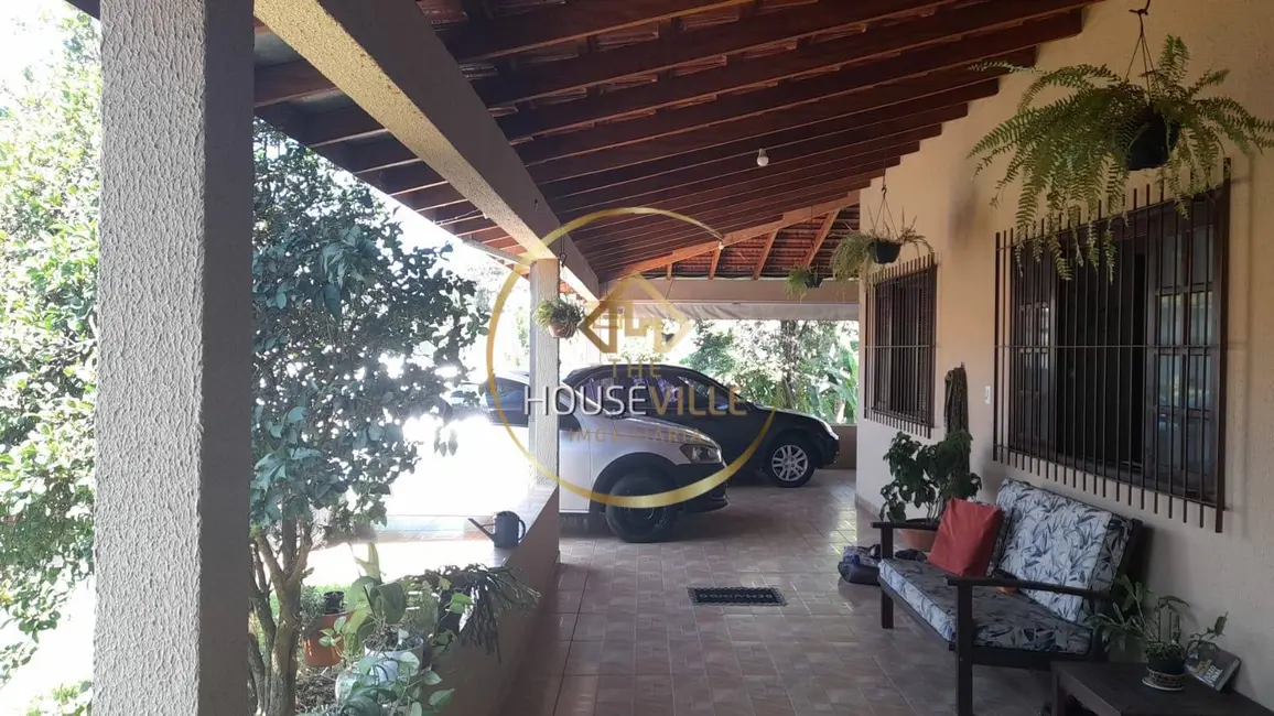 Foto 2 de Casa com 3 quartos à venda, 228m2 em Sao Jose Dos Campos - SP