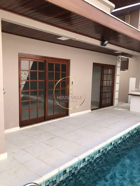 Casa de Condomínio com 3 quartos à venda e para alugar, 240m2 em Sao Jose Dos Campos - SP - imagem 6 Foto 6 de Casa de Condomínio com 3 quartos à venda e para alugar, 240m2 em Sao Jose Dos Campos - SP