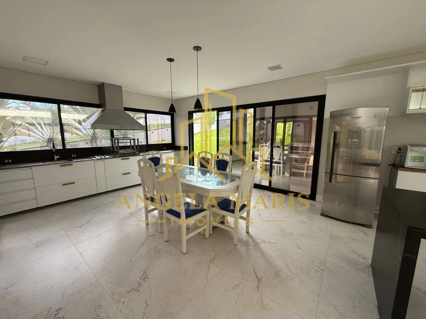 Foto 9 de Casa de Condomínio com 4 quartos à venda e para alugar, 410m2 em Sao Jose Dos Campos - SP