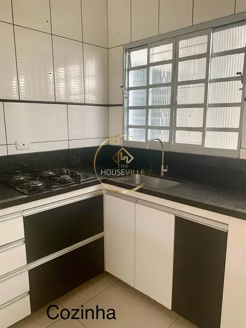 Foto 2 de Casa com 3 quartos à venda, 140m2 em Sao Jose Dos Campos - SP