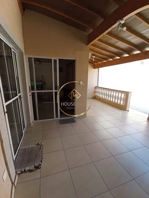 Casa de Condomínio com 2 quartos à venda, 149m2 em Condomínio Residence Club, Jacarei - SP - imagem 8 Foto 8 de Casa de Condomínio com 2 quartos à venda, 149m2 em Condomínio Residence Club, Jacarei - SP