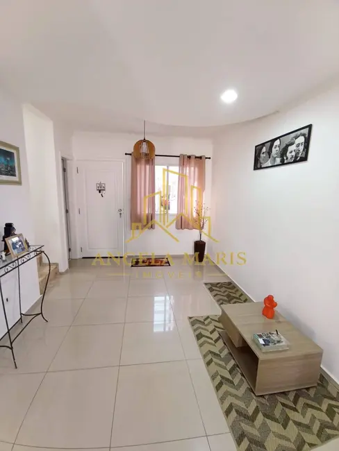 Foto 6 de Casa de Condomínio com 2 quartos à venda, 149m2 em Condomínio Residence Club, Jacarei - SP