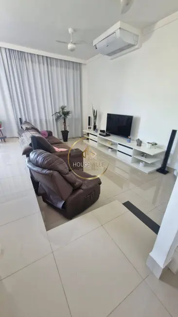 Foto 5 de Casa de Condomínio com 5 quartos à venda, 352m2 em Sao Jose Dos Campos - SP