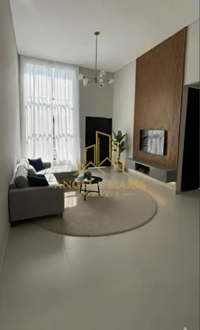 Casa com 2 quartos à venda, 175m2 em Sao Jose Dos Campos - SP - imagem 3 Foto 3 de Casa com 2 quartos à venda, 175m2 em Sao Jose Dos Campos - SP