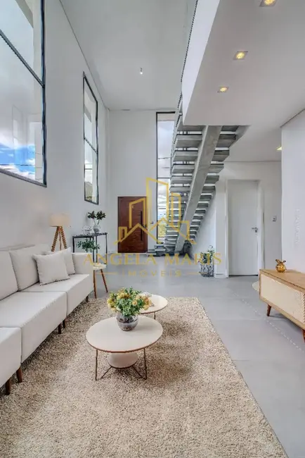 Casa de Condomínio com 3 quartos à venda, 230m2 em Sao Jose Dos Campos - SP - imagem 6 Foto 6 de Casa de Condomínio com 3 quartos à venda, 230m2 em Sao Jose Dos Campos - SP