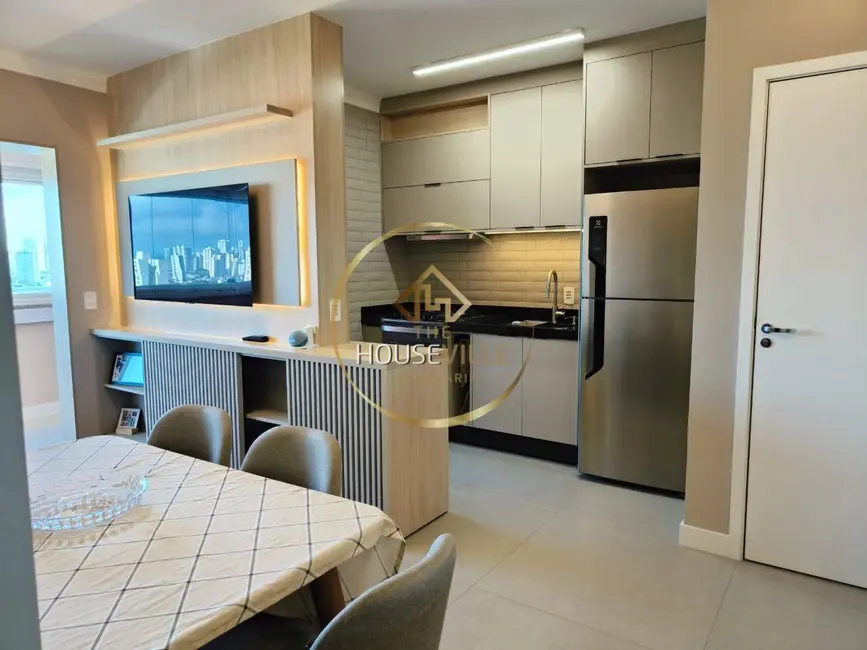 Foto 2 de Apartamento com 2 quartos à venda, 61m2 em Sao Jose Dos Campos - SP