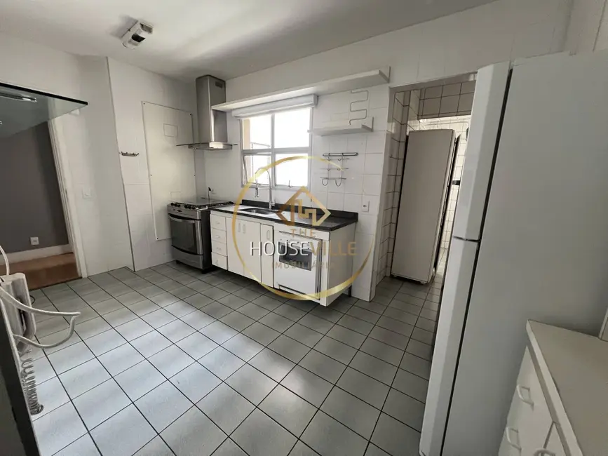 Apartamento com 4 quartos para alugar, 124m2 em Sao Jose Dos Campos - SP - imagem 6 Foto 6 de Apartamento com 4 quartos para alugar, 124m2 em Sao Jose Dos Campos - SP