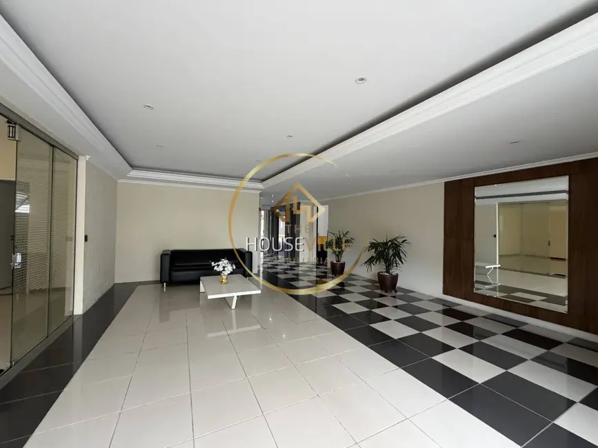 Apartamento com 4 quartos à venda e para alugar, 132m2 em Sao Jose Dos Campos - SP - imagem 9 Foto 9 de Apartamento com 4 quartos à venda e para alugar, 132m2 em Sao Jose Dos Campos - SP