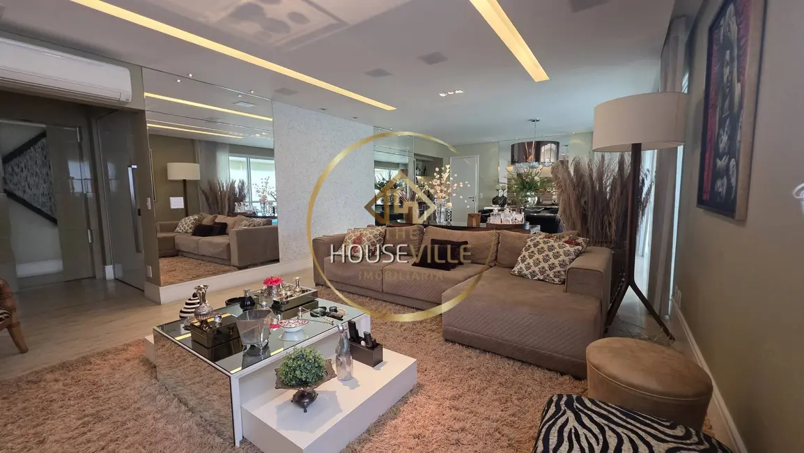 Foto 4 de Apartamento com 4 quartos à venda, 233m2 em Sao Jose Dos Campos - SP