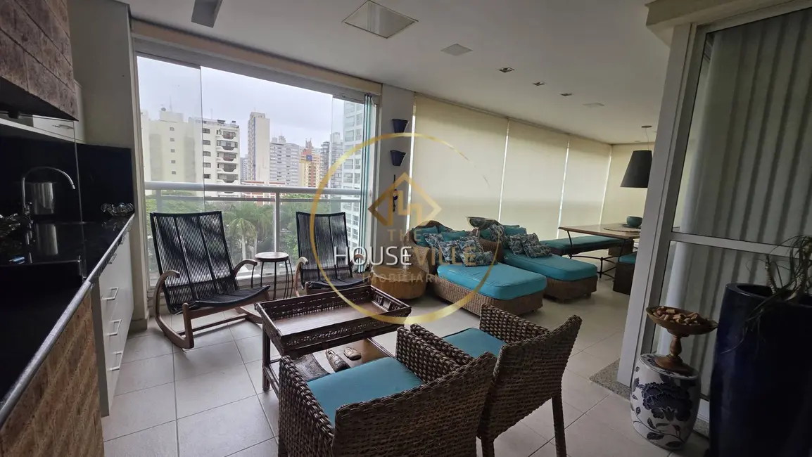 Foto 7 de Apartamento com 4 quartos à venda, 233m2 em Sao Jose Dos Campos - SP