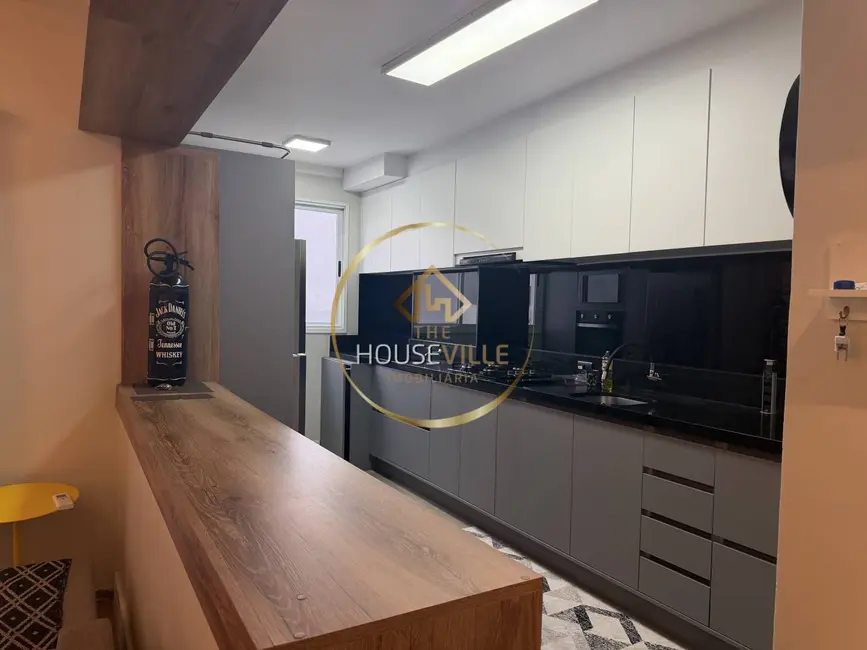 Foto 2 de Apartamento com 1 quarto à venda, 58m2 em Sao Jose Dos Campos - SP