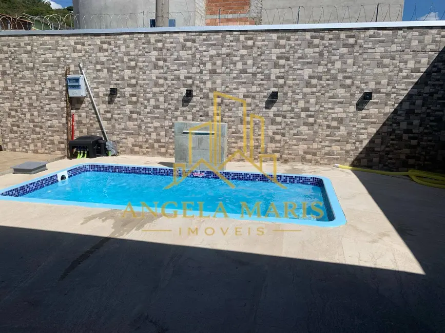 Casa com 3 quartos à venda, 244m2 em Sao Jose Dos Campos - SP - imagem 2 Foto 2 de Casa com 3 quartos à venda, 244m2 em Sao Jose Dos Campos - SP
