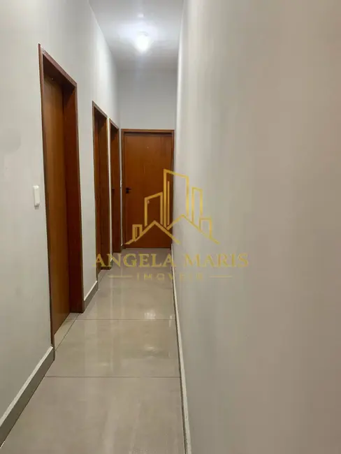 Casa com 3 quartos à venda, 244m2 em Sao Jose Dos Campos - SP - imagem 8 Foto 8 de Casa com 3 quartos à venda, 244m2 em Sao Jose Dos Campos - SP