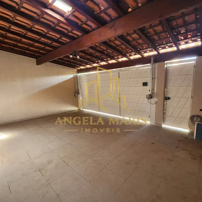 Foto 5 de Casa com 3 quartos à venda, 220m2 em Loteamento Villa Branca, Jacarei - SP