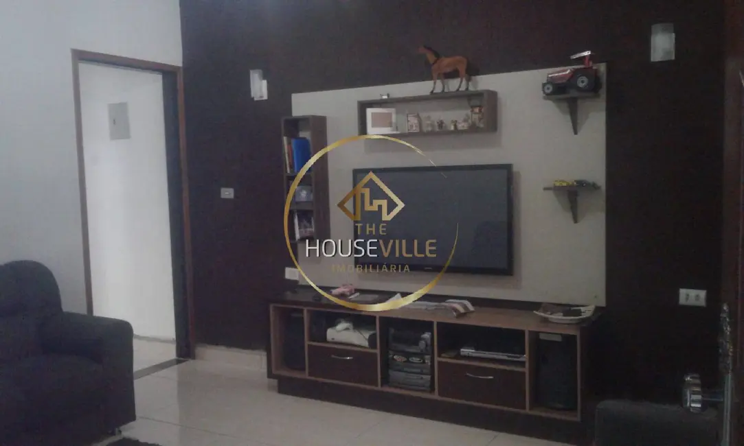 Foto 1 de Casa com 2 quartos à venda, 108m2 em Sao Jose Dos Campos - SP