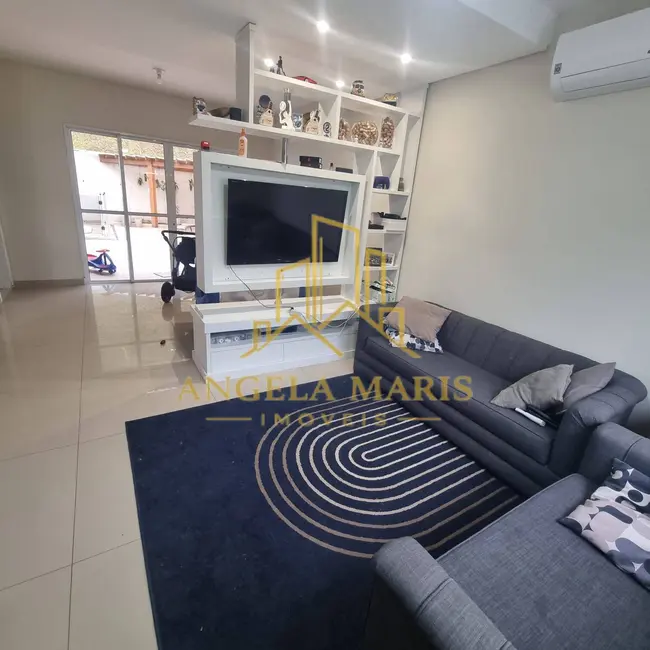 Foto 6 de Casa de Condomínio com 3 quartos à venda, 350m2 em Sao Jose Dos Campos - SP