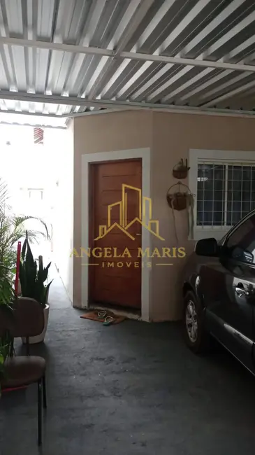 Casa com 3 quartos à venda, 140m2 em Sao Jose Dos Campos - SP - imagem 1 Foto 1 de Casa com 3 quartos à venda, 140m2 em Sao Jose Dos Campos - SP