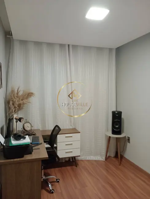 Foto 7 de Casa com 3 quartos à venda, 140m2 em Sao Jose Dos Campos - SP