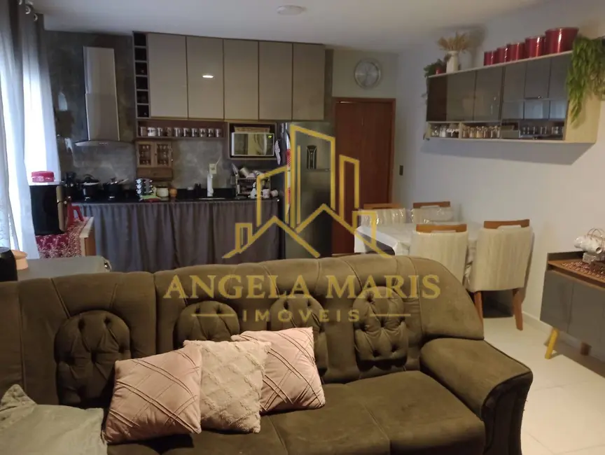 Casa com 3 quartos à venda, 140m2 em Sao Jose Dos Campos - SP - imagem 4 Foto 4 de Casa com 3 quartos à venda, 140m2 em Sao Jose Dos Campos - SP