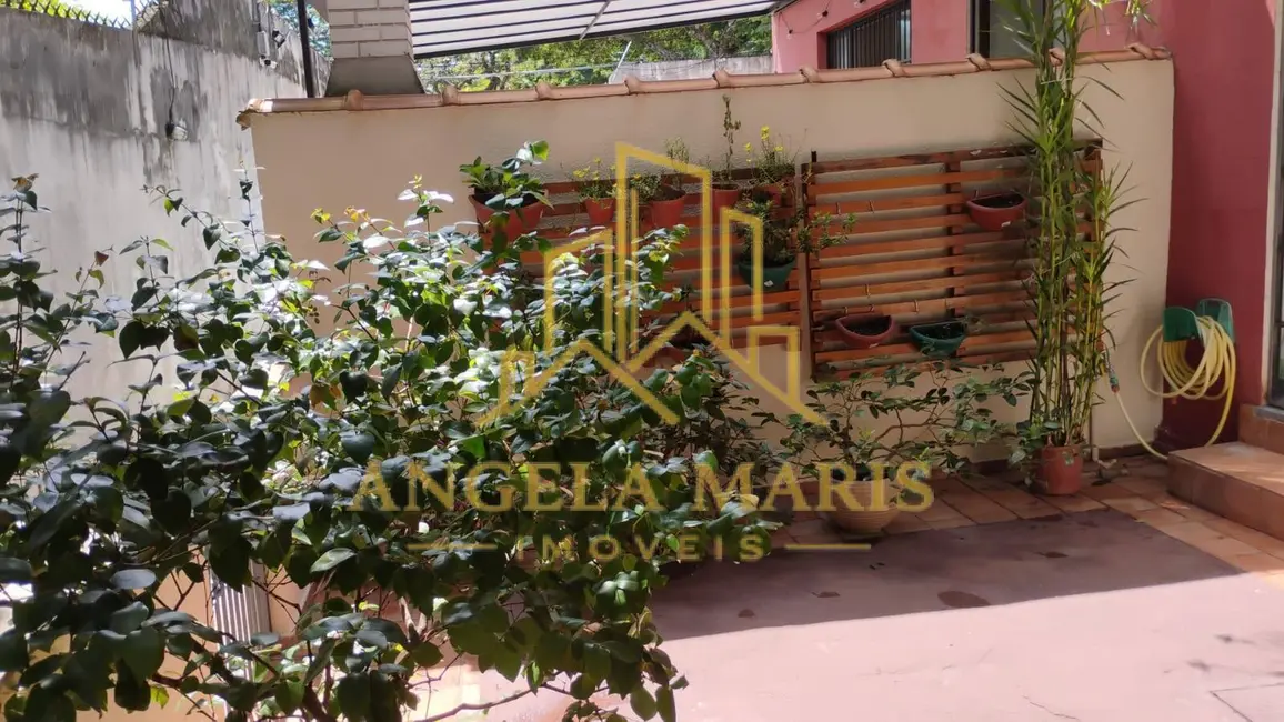 Casa com 3 quartos à venda, 110m2 em Sao Jose Dos Campos - SP - imagem 8 Foto 8 de Casa com 3 quartos à venda, 110m2 em Sao Jose Dos Campos - SP