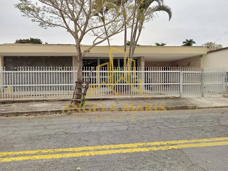 Foto 1 de Casa com 4 quartos à venda, 900m2 em Sao Jose Dos Campos - SP