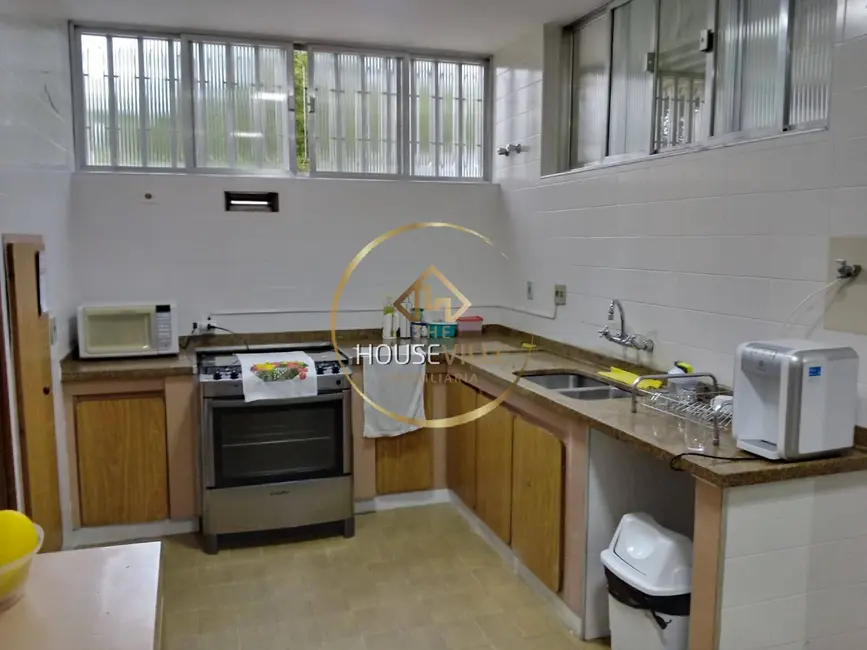 Foto 4 de Casa com 4 quartos à venda, 900m2 em Sao Jose Dos Campos - SP