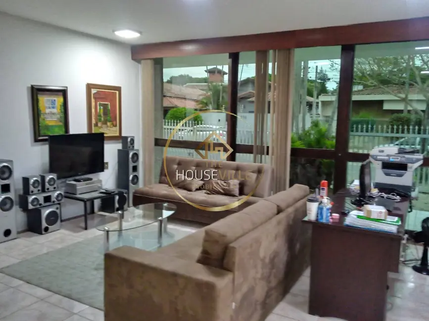 Foto 2 de Casa com 4 quartos à venda, 900m2 em Sao Jose Dos Campos - SP