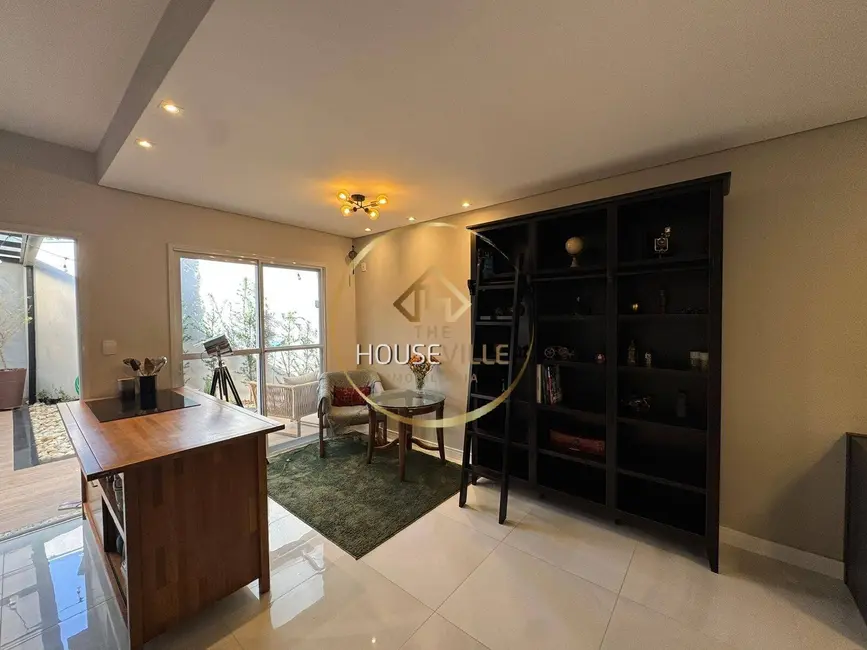 Foto 3 de Casa de Condomínio com 3 quartos à venda, 119m2 em Sao Jose Dos Campos - SP