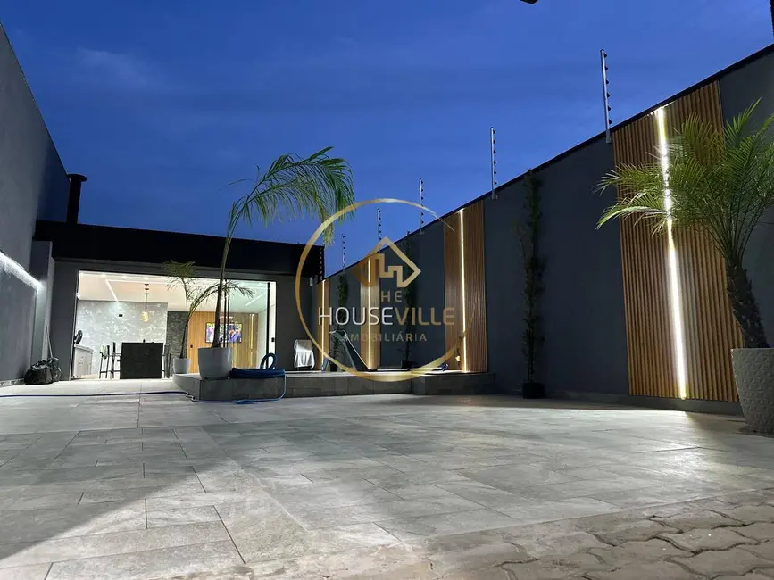 Foto 1 de Casa à venda, 175m2 em Sao Jose Dos Campos - SP