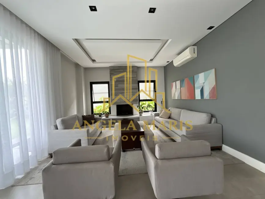 Casa de Condomínio com 4 quartos à venda, 369m2 em Sao Jose Dos Campos - SP - imagem 7 Foto 7 de Casa de Condomínio com 4 quartos à venda, 369m2 em Sao Jose Dos Campos - SP