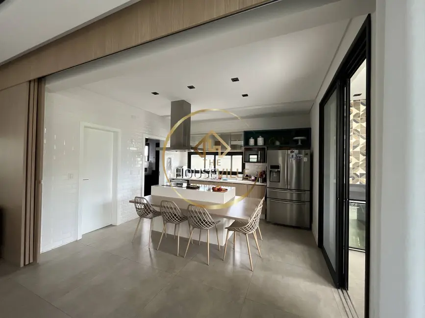 Foto 4 de Casa de Condomínio com 4 quartos à venda, 369m2 em Sao Jose Dos Campos - SP