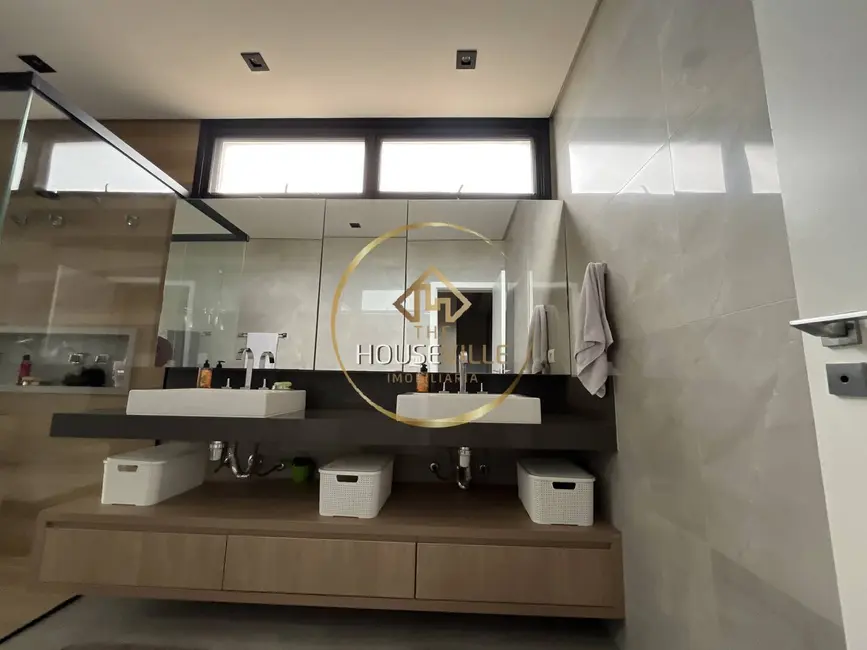 Foto 8 de Casa de Condomínio com 4 quartos à venda, 369m2 em Sao Jose Dos Campos - SP