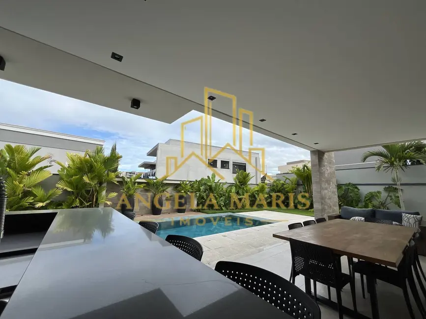 Casa de Condomínio com 4 quartos à venda, 369m2 em Sao Jose Dos Campos - SP - imagem 3 Foto 3 de Casa de Condomínio com 4 quartos à venda, 369m2 em Sao Jose Dos Campos - SP