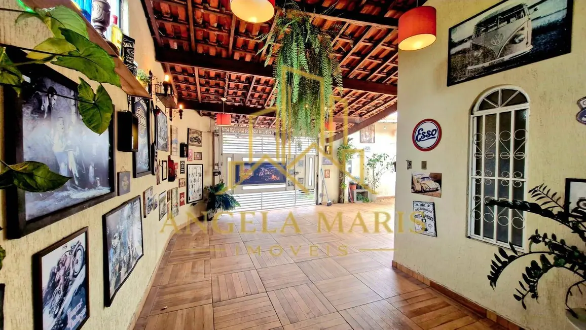 Casa com 3 quartos à venda, 157m2 em Sao Jose Dos Campos - SP - imagem 2 Foto 2 de Casa com 3 quartos à venda, 157m2 em Sao Jose Dos Campos - SP