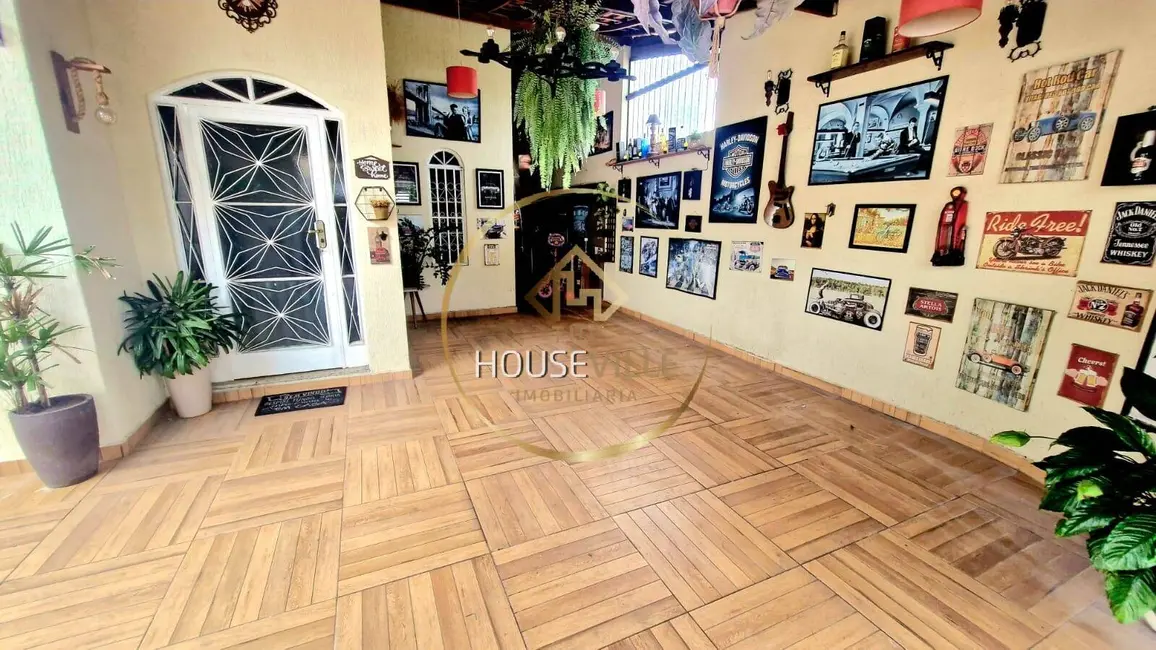 Foto 2 de Casa com 3 quartos à venda, 157m2 em Sao Jose Dos Campos - SP