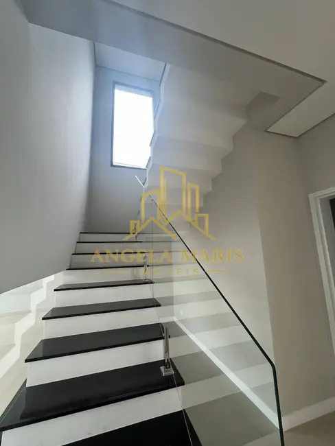 Casa de Condomínio com 4 quartos à venda, 270m2 em Sao Jose Dos Campos - SP - imagem 9 Foto 9 de Casa de Condomínio com 4 quartos à venda, 270m2 em Sao Jose Dos Campos - SP